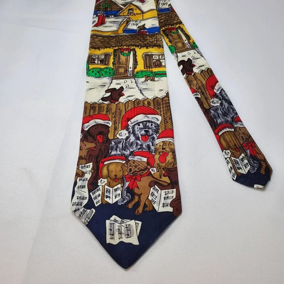 Louis Feraud Christmas Dog Choir Men's  Silk Necktie Christmas Tie made in USA - Picture 6 of 8